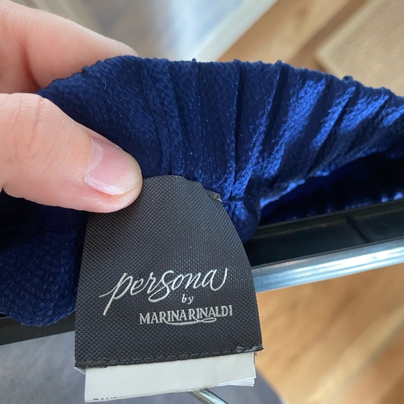 Suit set - Picture 3 of 3